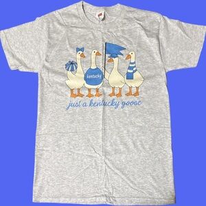 Hanes Heather Gray T-Shirt with Kentucky Goose Graphic